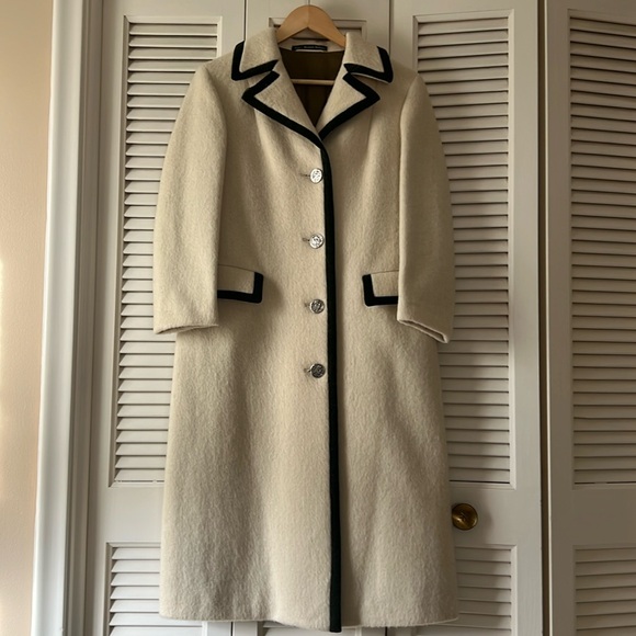 Vintage Coat - Picture 1 of 11